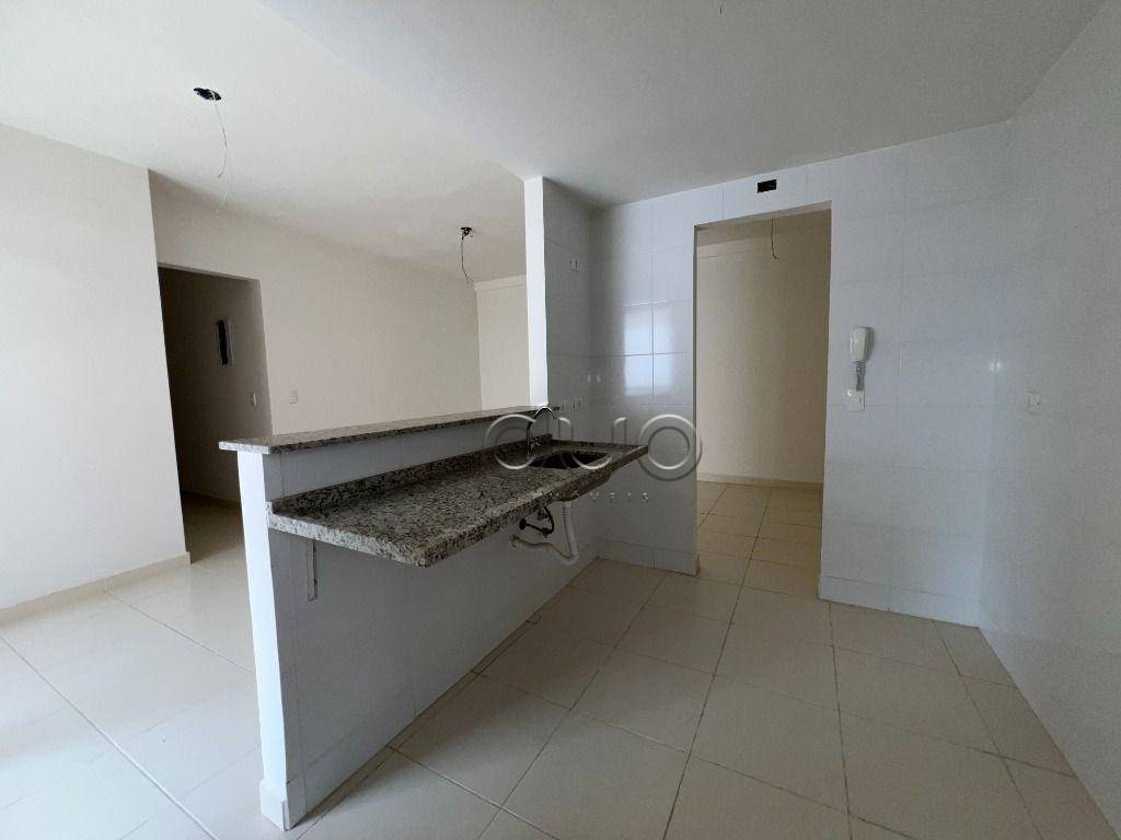 Apartamento à venda com 3 quartos, 85m² - Foto 2