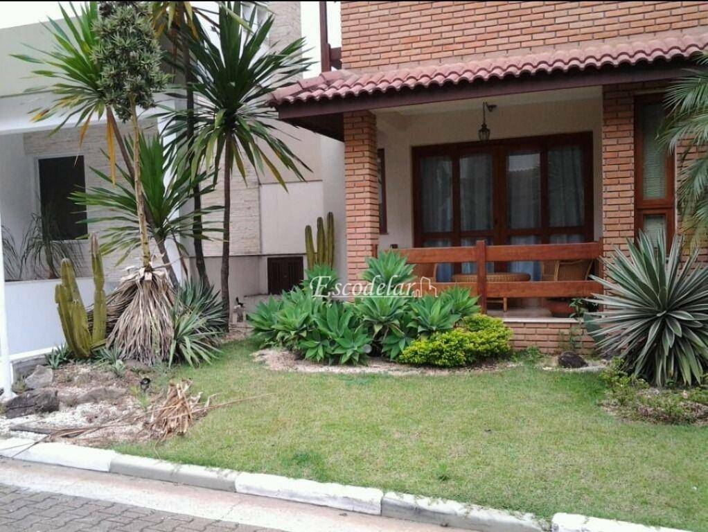 Casa de Condomínio à venda com 4 quartos, 400m² - Foto 2