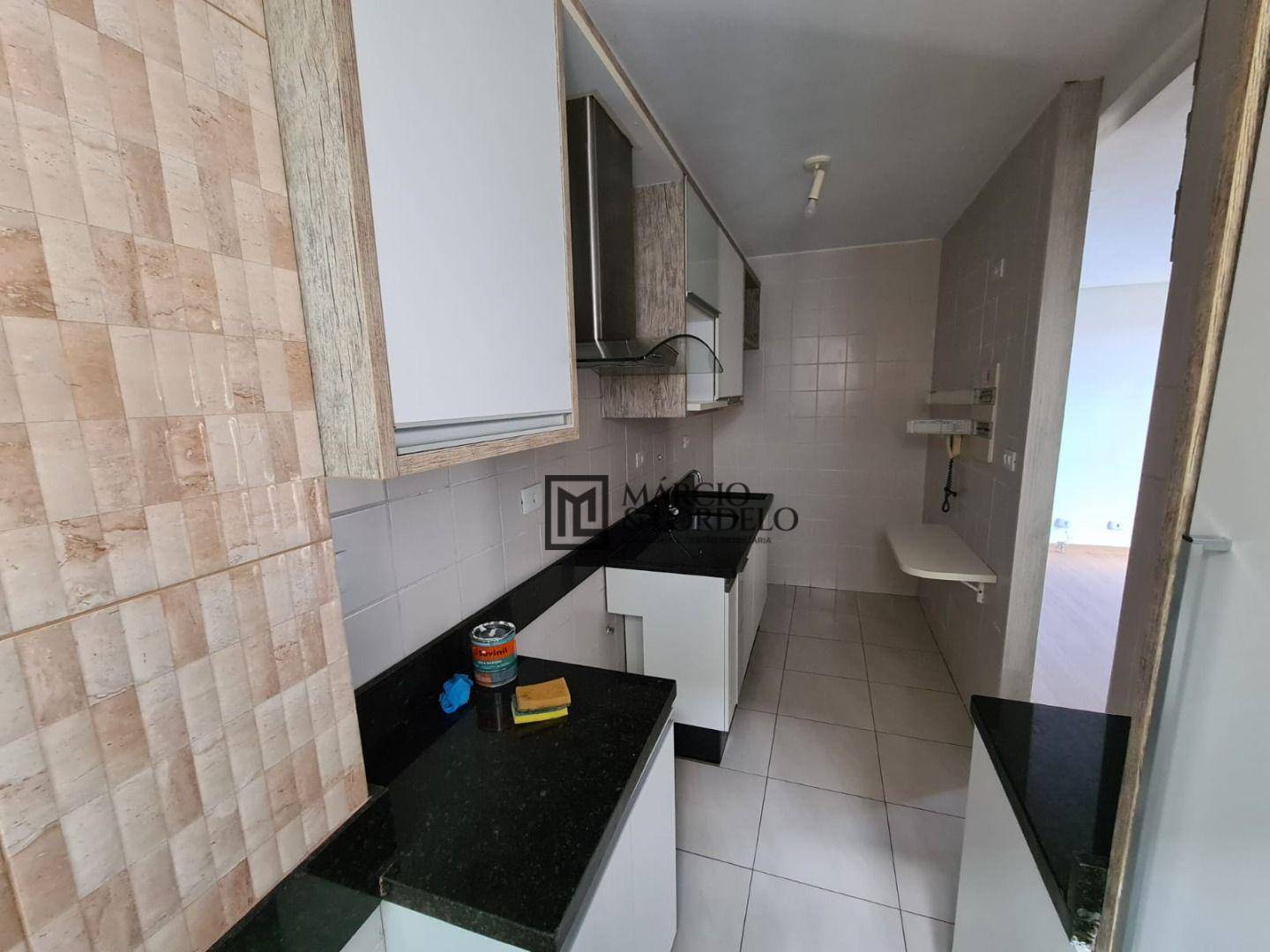 Apartamento à venda com 3 quartos, 69m² - Foto 6