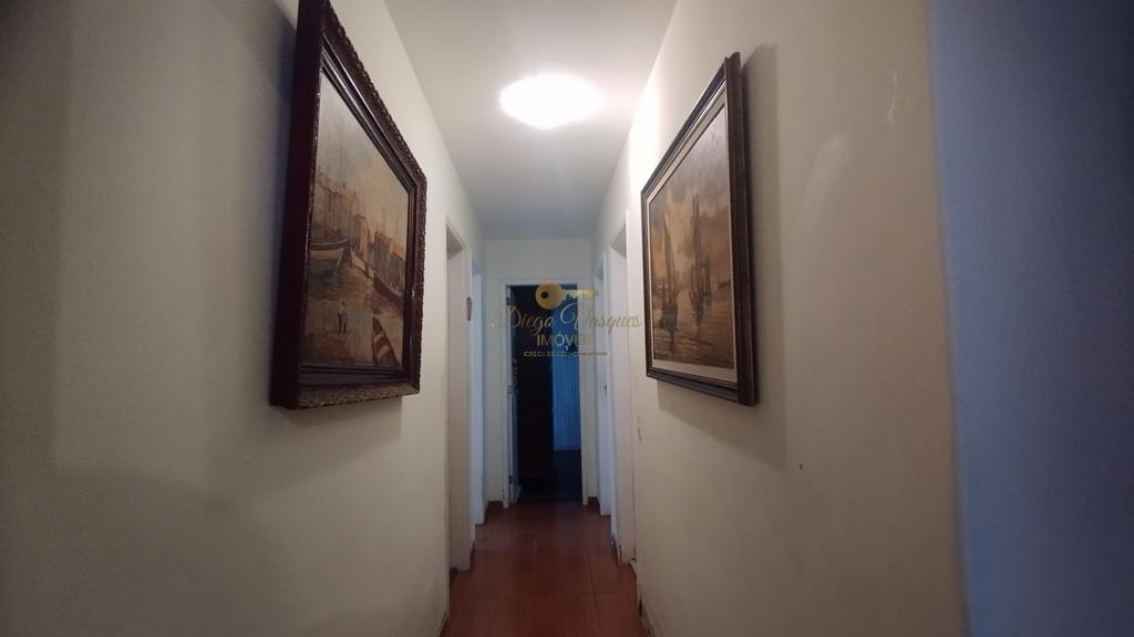 Casa à venda com 4 quartos, 170m² - Foto 13