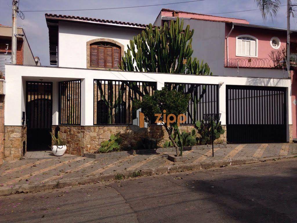 Sobrado à venda com 3 quartos, 230m² - Foto 1