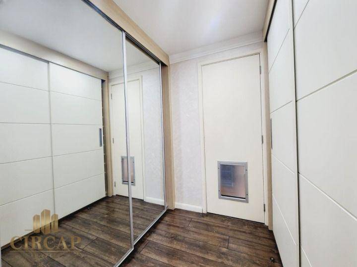 Apartamento à venda com 3 quartos, 119m² - Foto 19