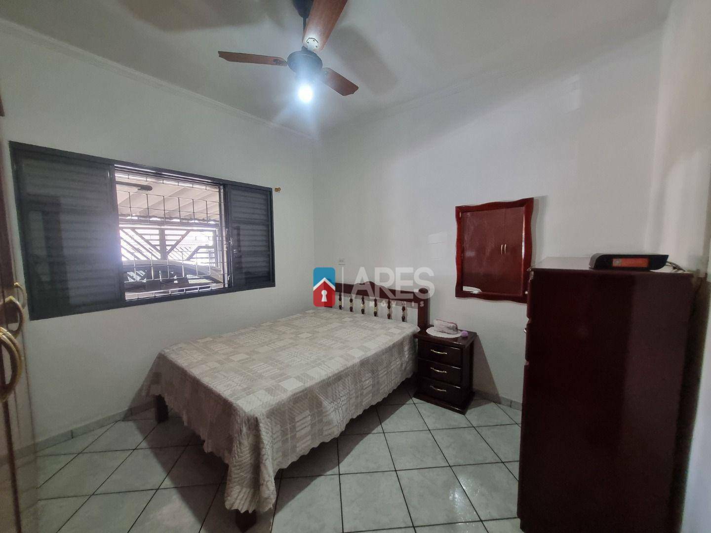 Casa à venda com 3 quartos, 99m² - Foto 5