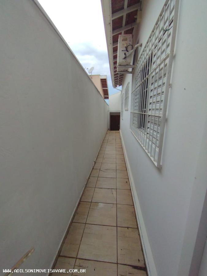 Casa à venda com 3 quartos, 158m² - Foto 15