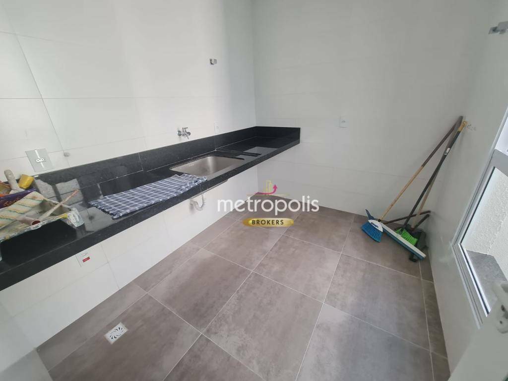 Sobrado à venda com 3 quartos, 300m² - Foto 25