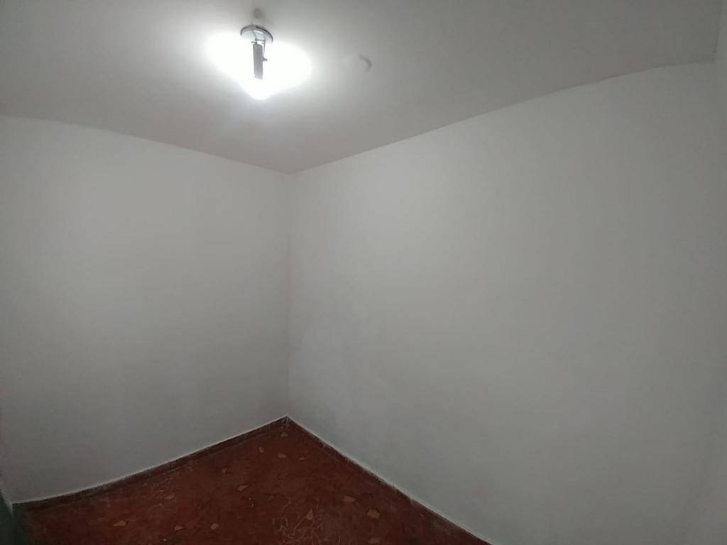 Sobrado à venda com 2 quartos, 130m² - Foto 6