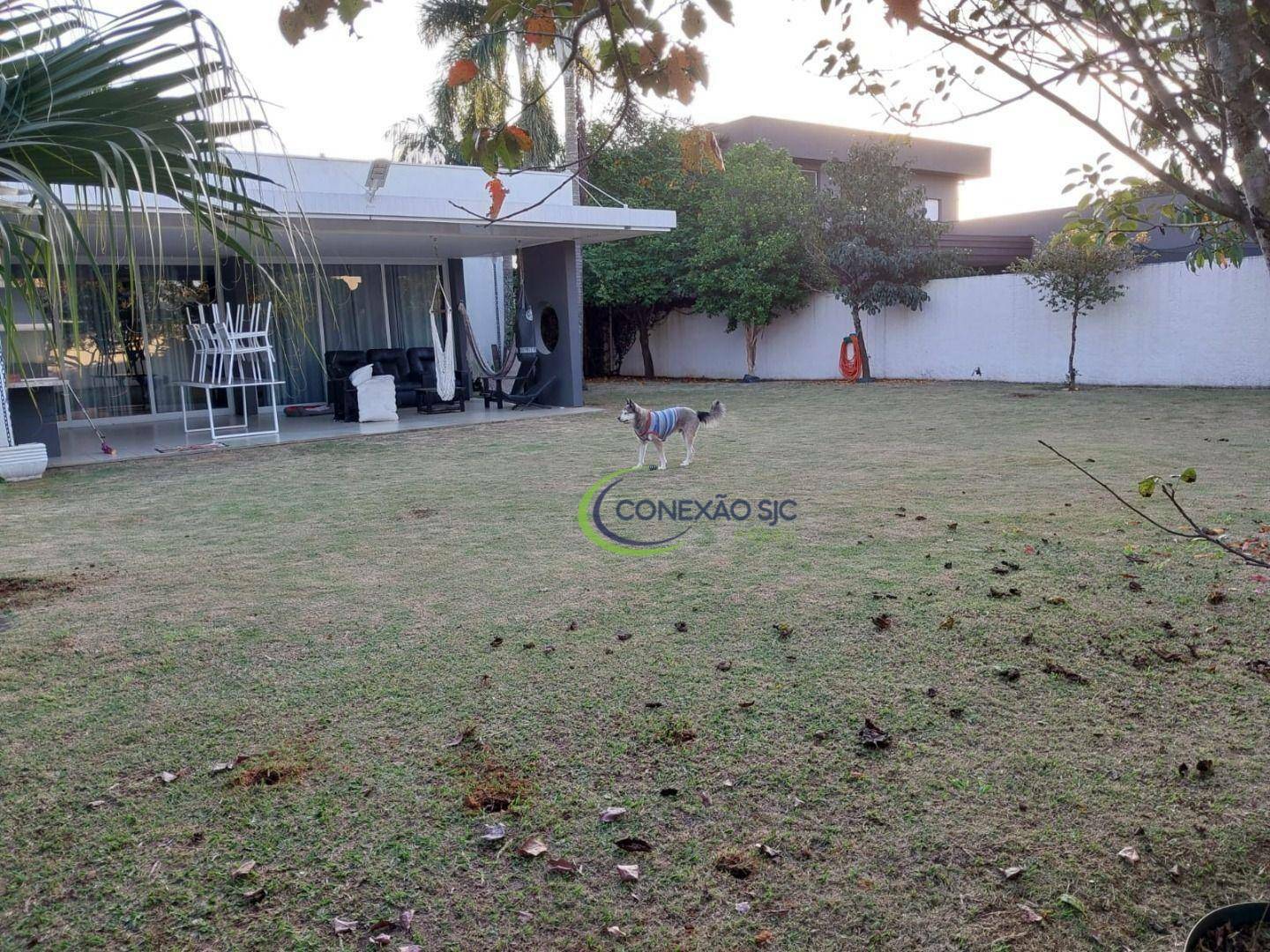 Casa de Condomínio à venda com 4 quartos, 400m² - Foto 15