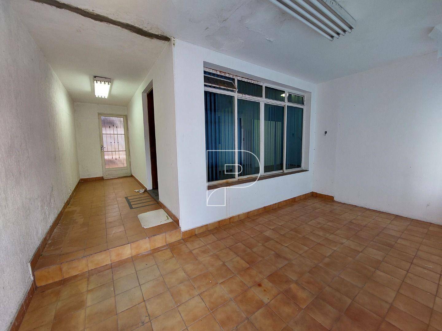 Casa à venda com 3 quartos, 147m² - Foto 3