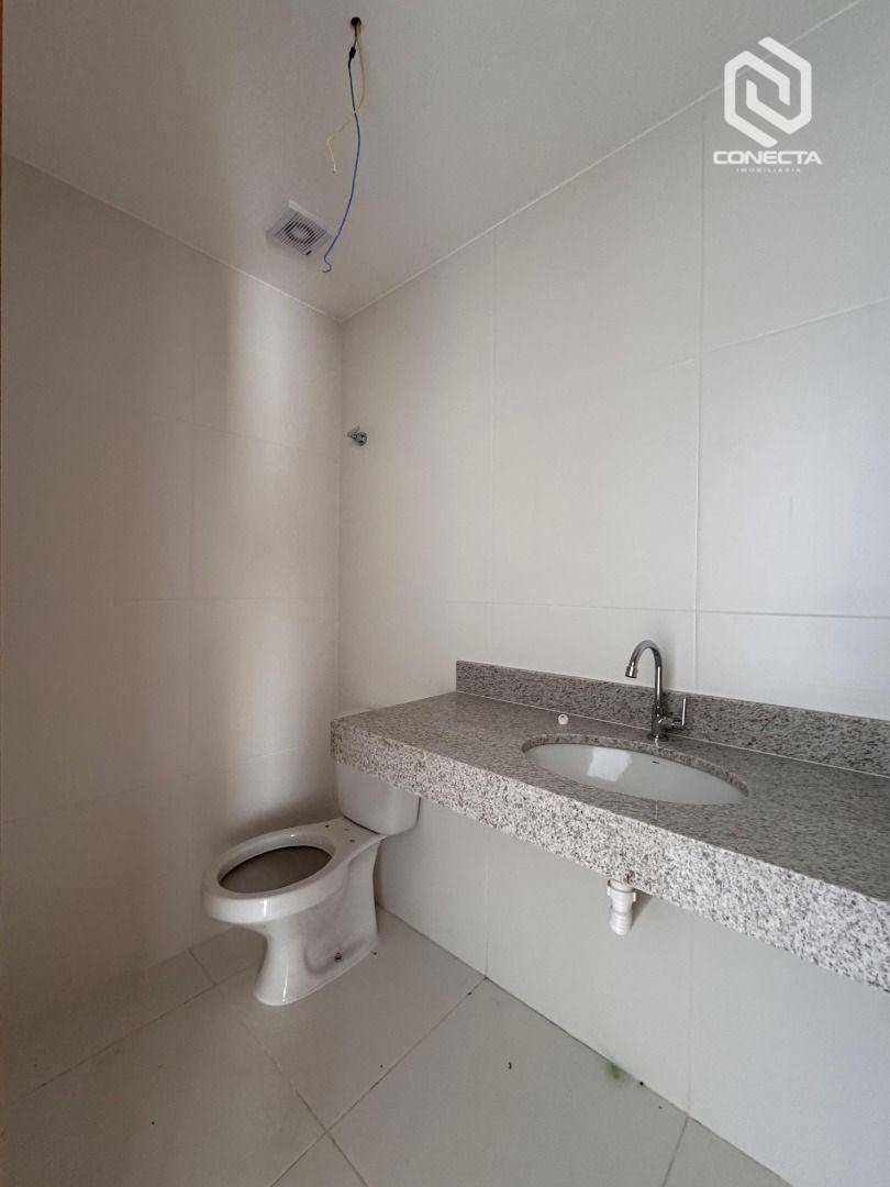 Casa à venda com 2 quartos, 80m² - Foto 12