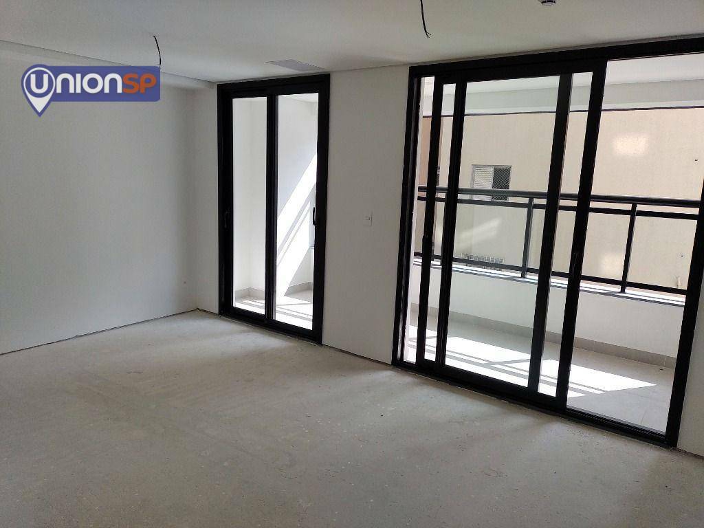 Apartamento à venda com 1 quarto, 42m² - Foto 2