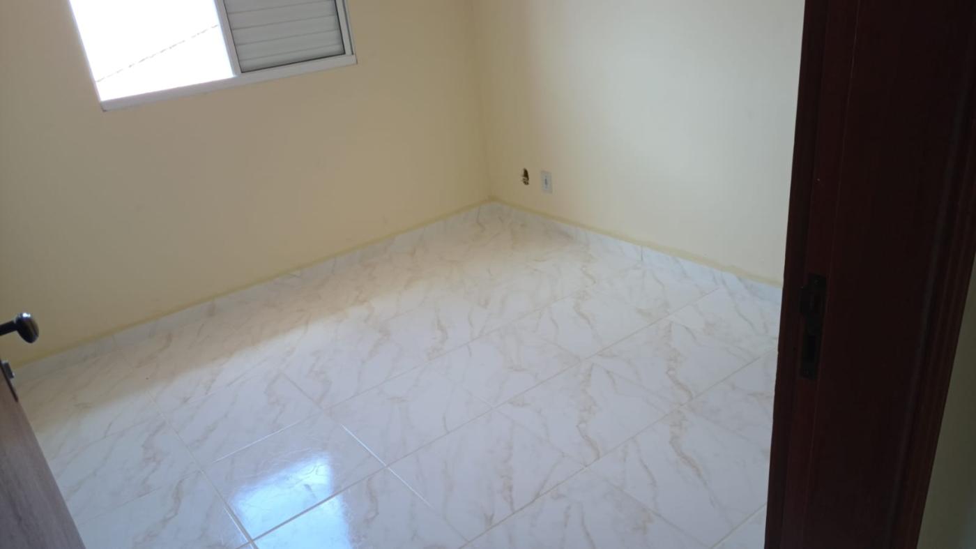 Apartamento à venda com 3 quartos, 81m² - Foto 11