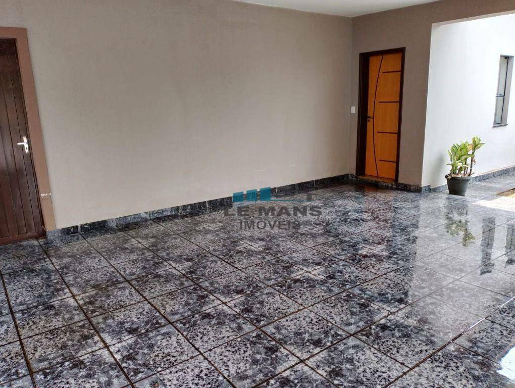 Casa à venda com 3 quartos, 187m² - Foto 7