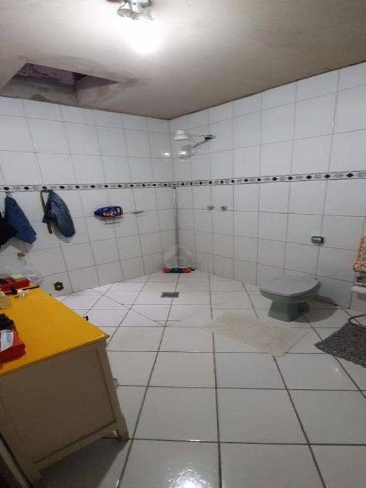 Sobrado à venda com 3 quartos, 274m² - Foto 15