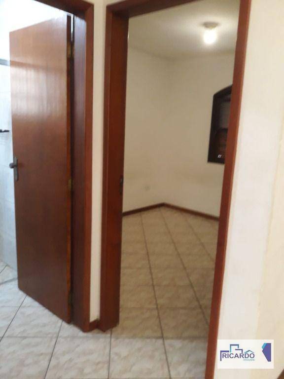 Apartamento para alugar com 2 quartos, 60m² - Foto 8