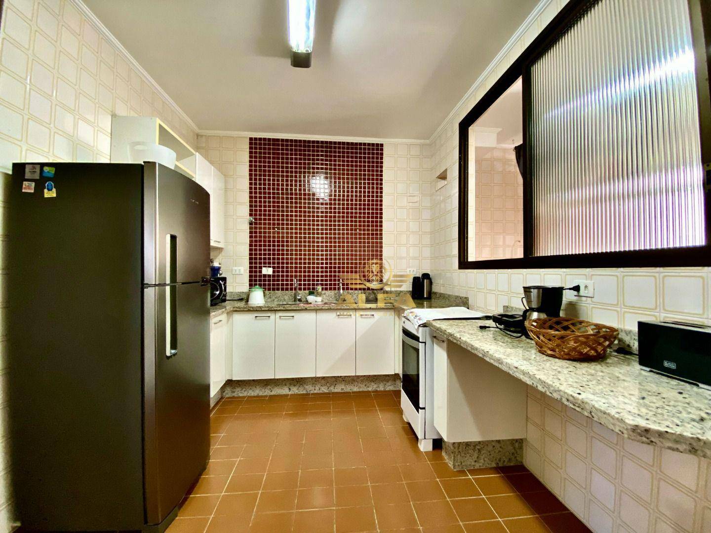 Apartamento à venda com 3 quartos, 145m² - Foto 29