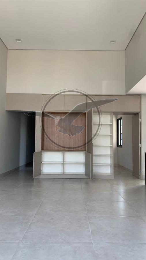 Casa de Condomínio à venda com 3 quartos, 301m² - Foto 2