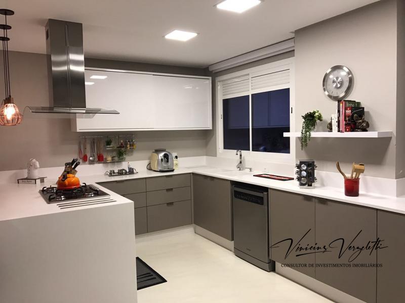 Apartamento à venda com 3 quartos, 187m² - Foto 13