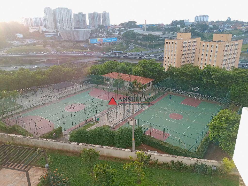 Apartamento para alugar com 3 quartos, 107m² - Foto 18