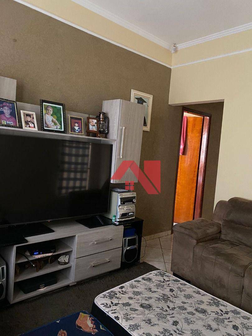 Casa à venda com 3 quartos, 130m² - Foto 4