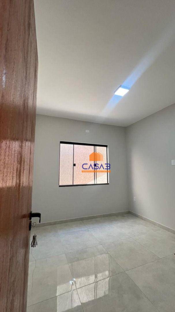 Casa à venda com 3 quartos, 100m² - Foto 8