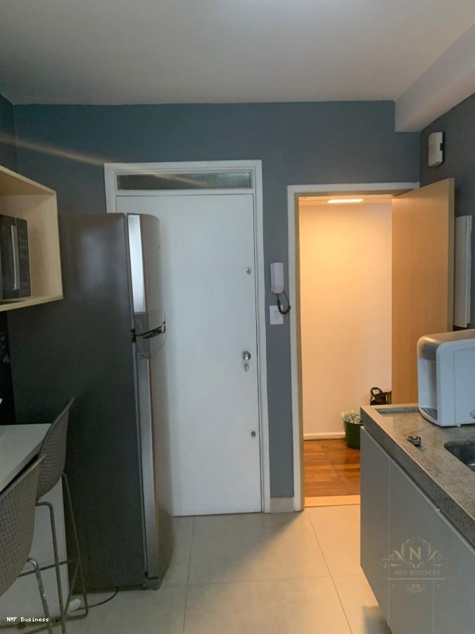 Apartamento para alugar com 3 quartos, 98m² - Foto 19