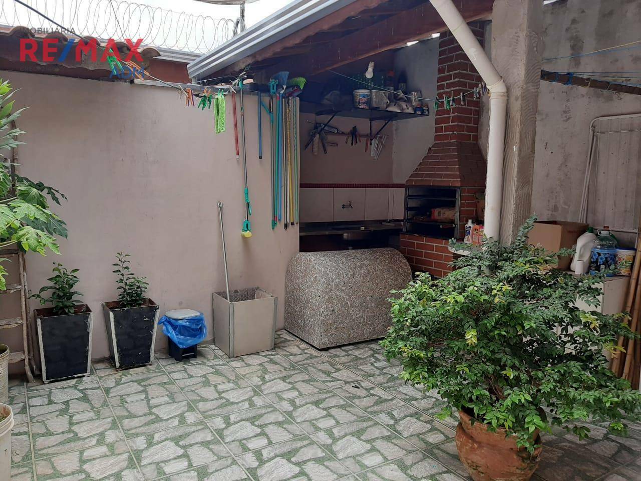 Casa à venda com 3 quartos, 166m² - Foto 13