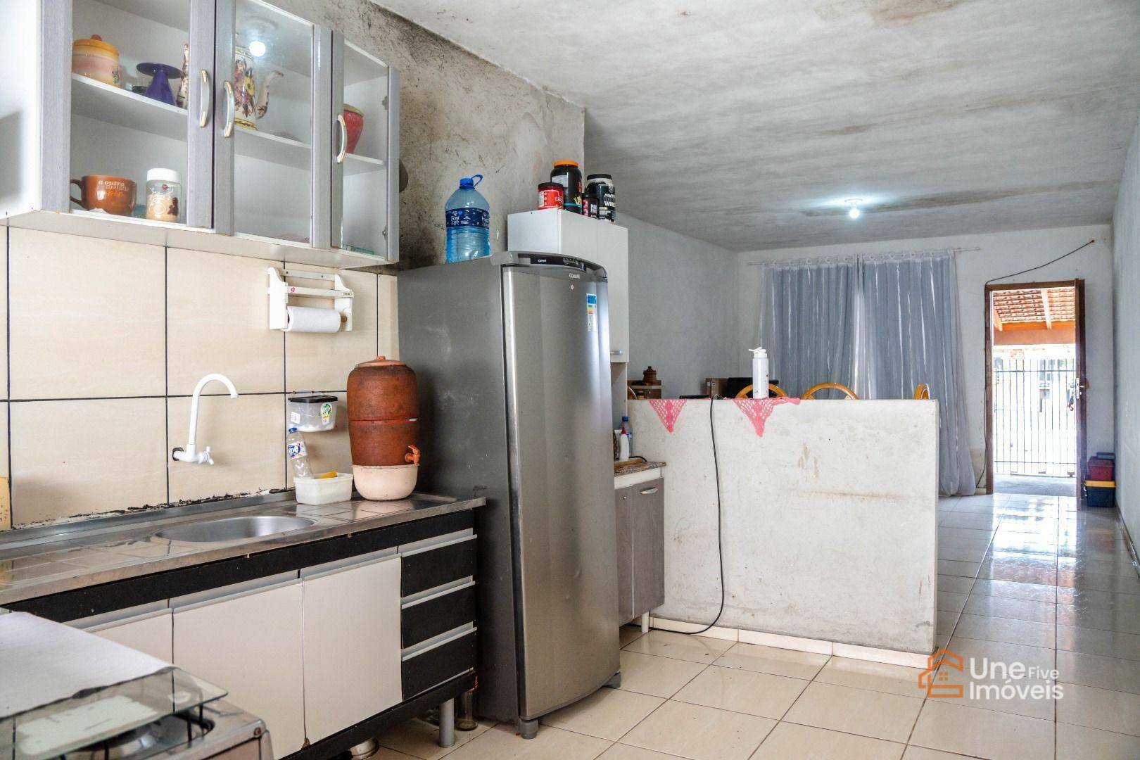 Casa à venda com 2 quartos, 80m² - Foto 8