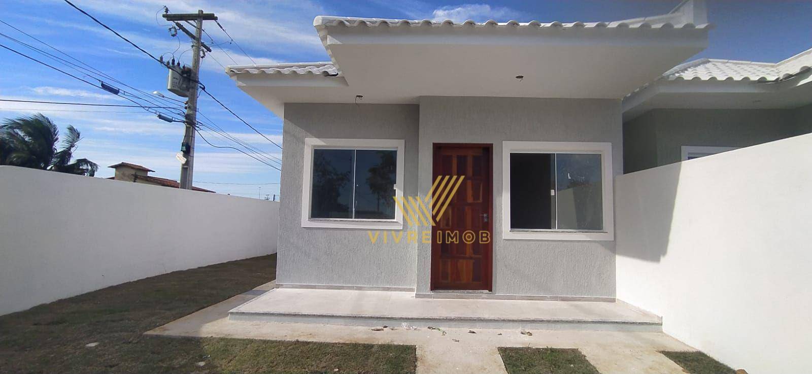 Casa à venda com 3 quartos, 90m² - Foto 2