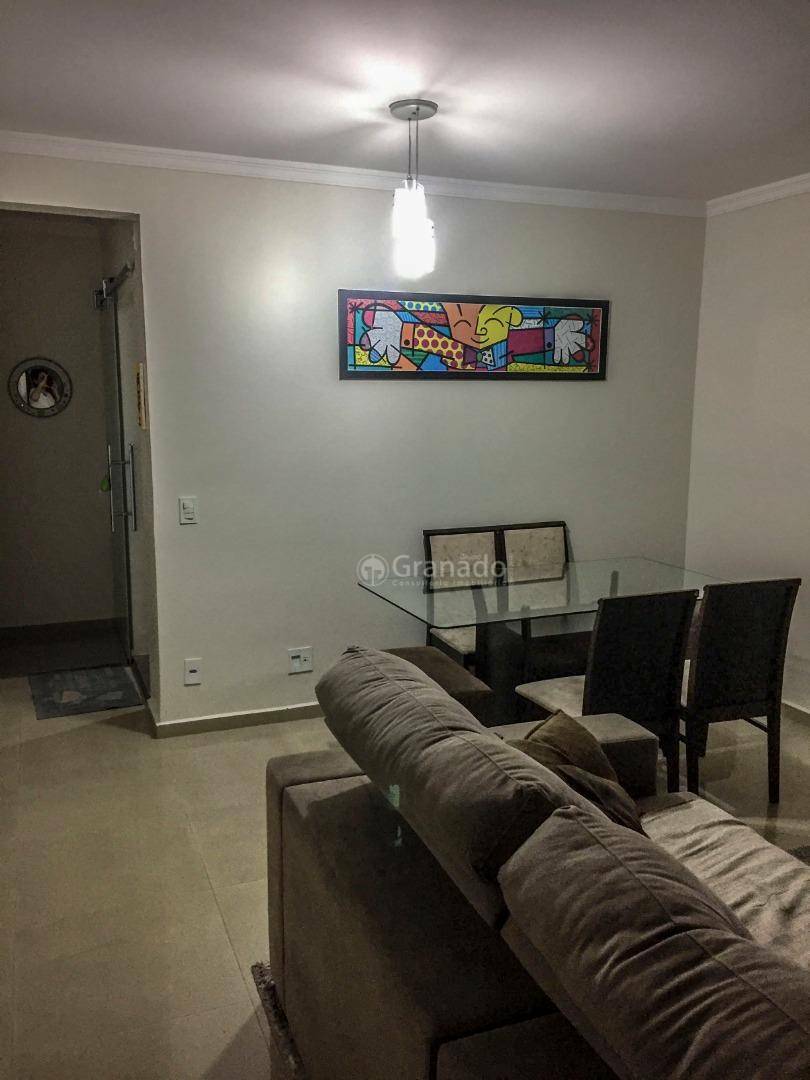 Apartamento à venda com 3 quartos, 82m² - Foto 23