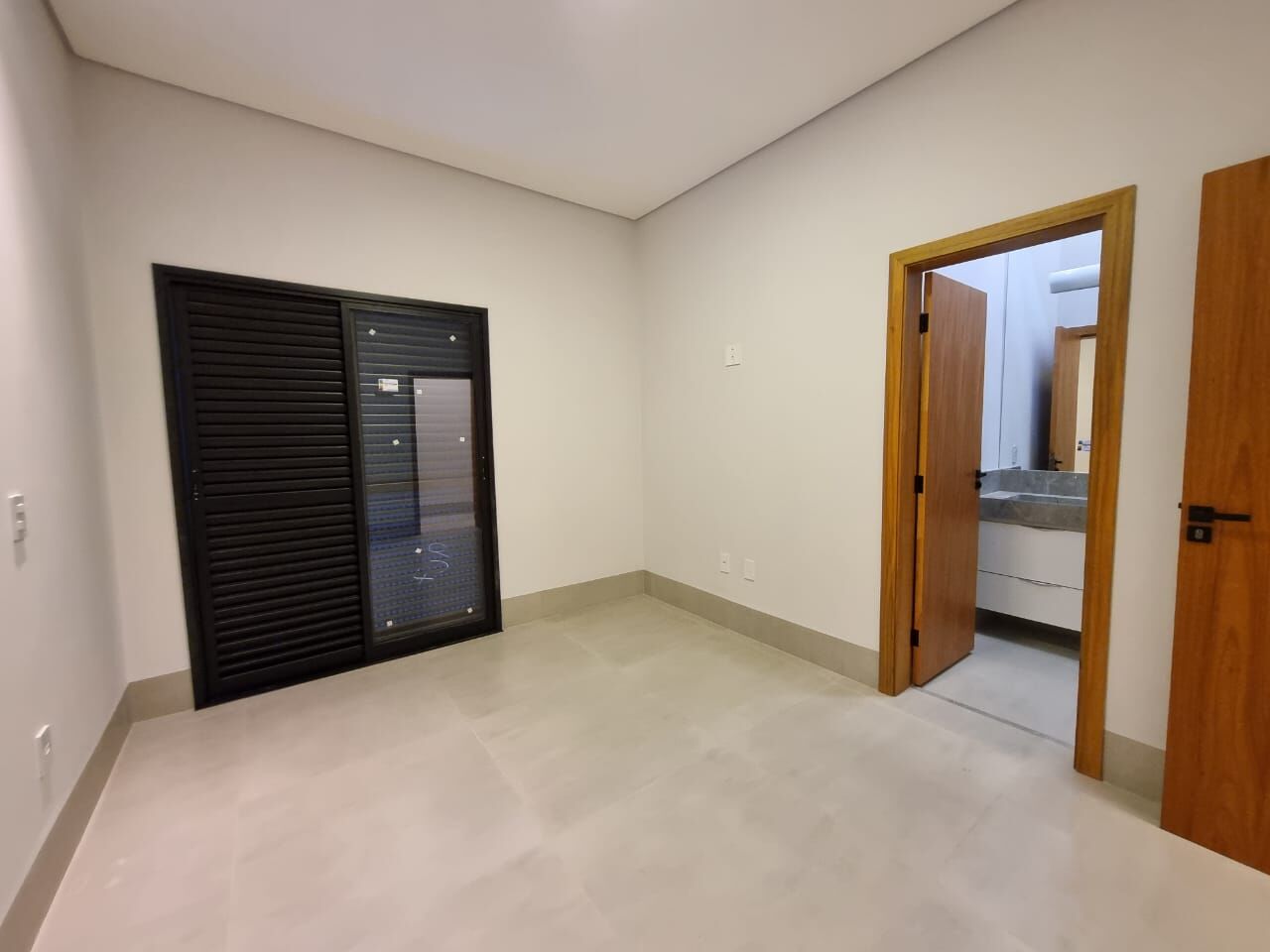 Casa à venda com 3 quartos, 186m² - Foto 5