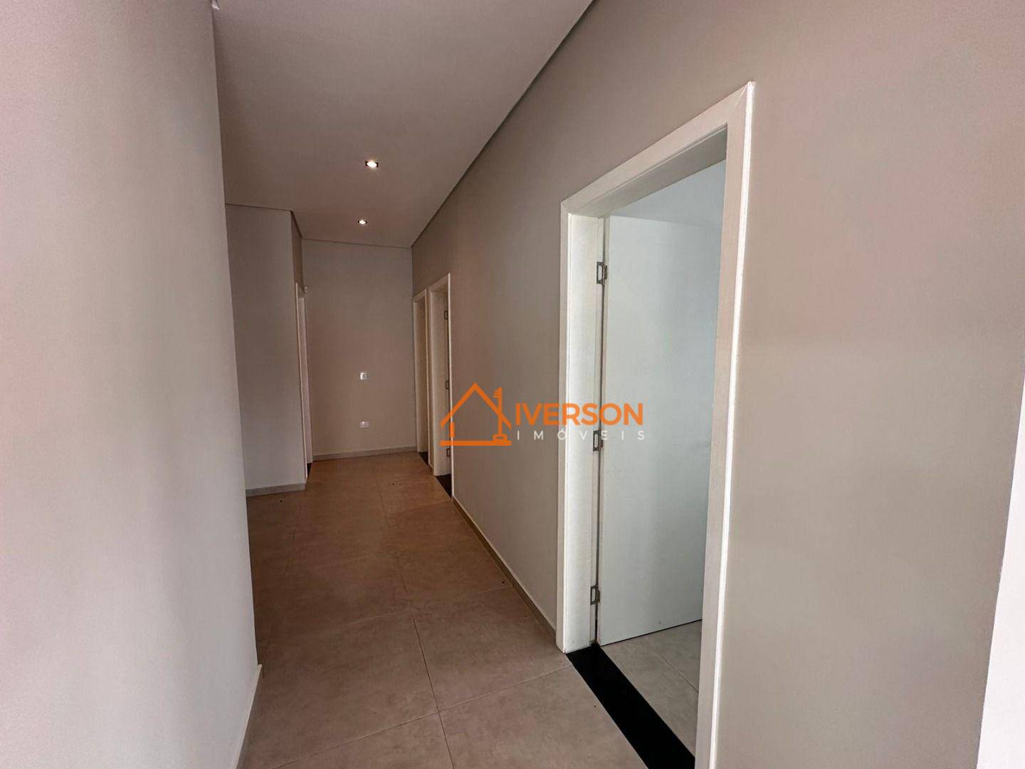 Casa à venda com 3 quartos, 174m² - Foto 10