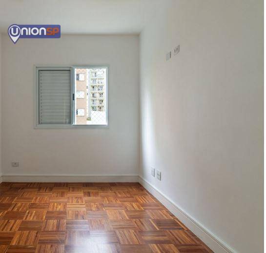 Apartamento à venda com 2 quartos, 62m² - Foto 5