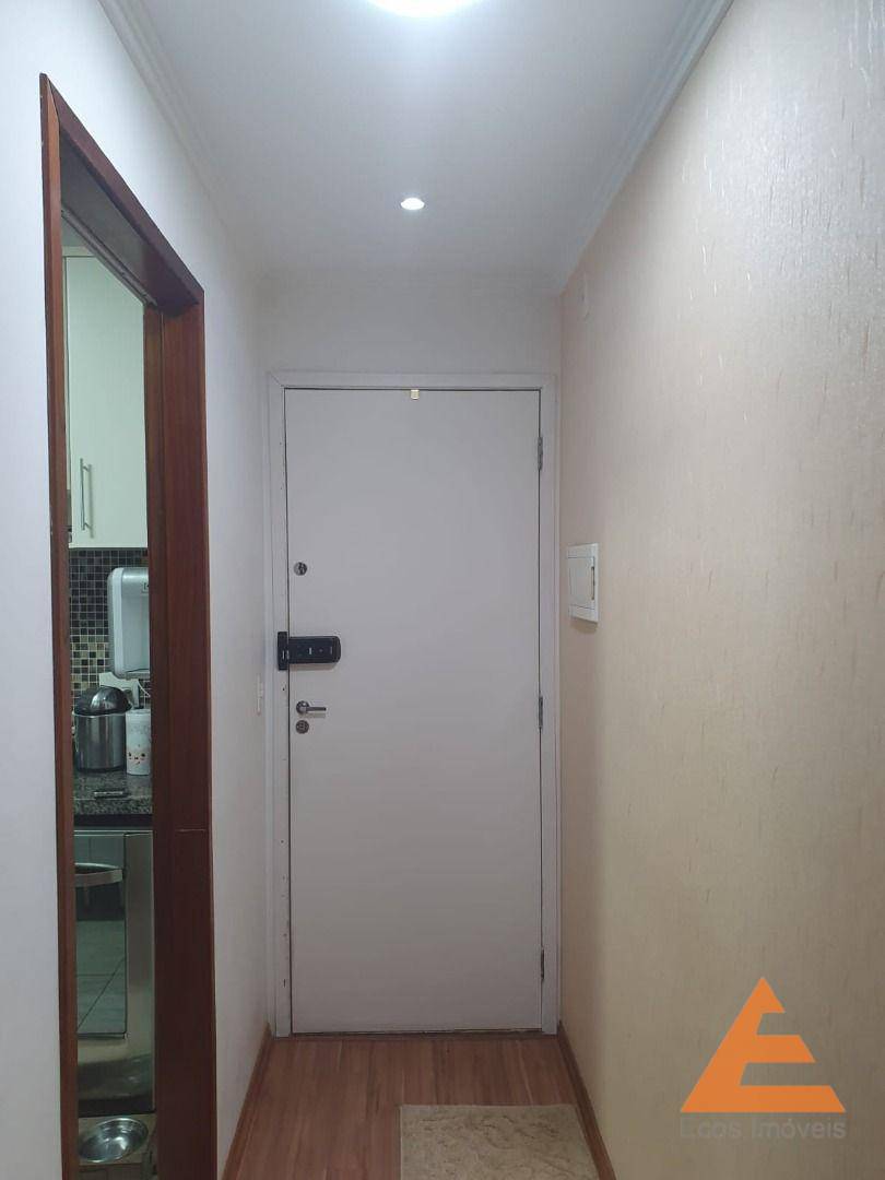 Apartamento à venda com 3 quartos, 72m² - Foto 18