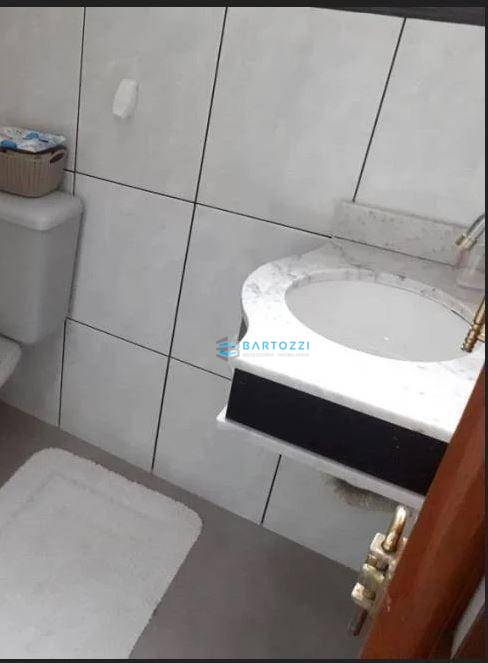 Sobrado à venda com 3 quartos, 200m² - Foto 23