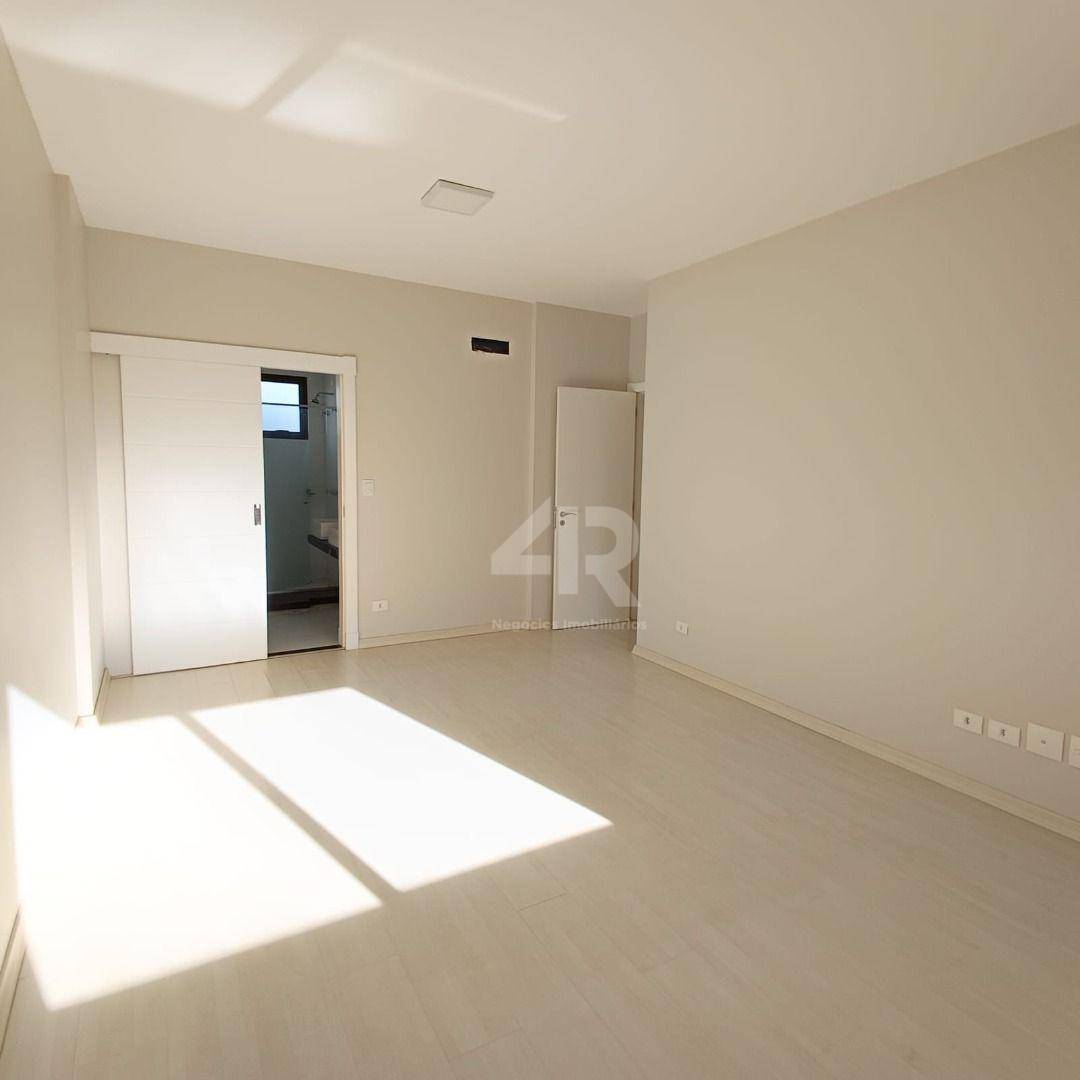 Apartamento para alugar com 3 quartos, 254m² - Foto 12