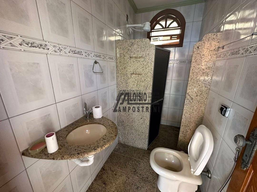 Casa à venda com 3 quartos, 440m² - Foto 6