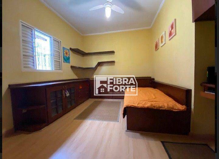 Casa à venda com 3 quartos, 135m² - Foto 16