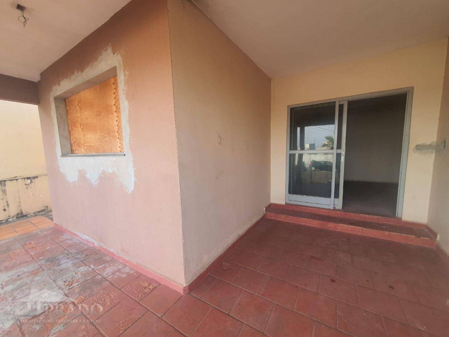 Casa à venda com 4 quartos, 169m² - Foto 3