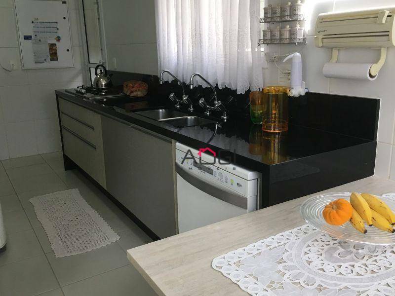 Apartamento à venda com 3 quartos, 123m² - Foto 6