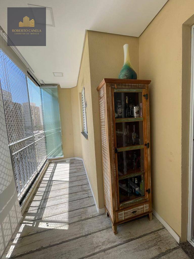 Apartamento à venda com 3 quartos, 80m² - Foto 2