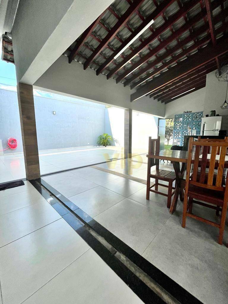 Casa à venda com 4 quartos, 275m² - Foto 11