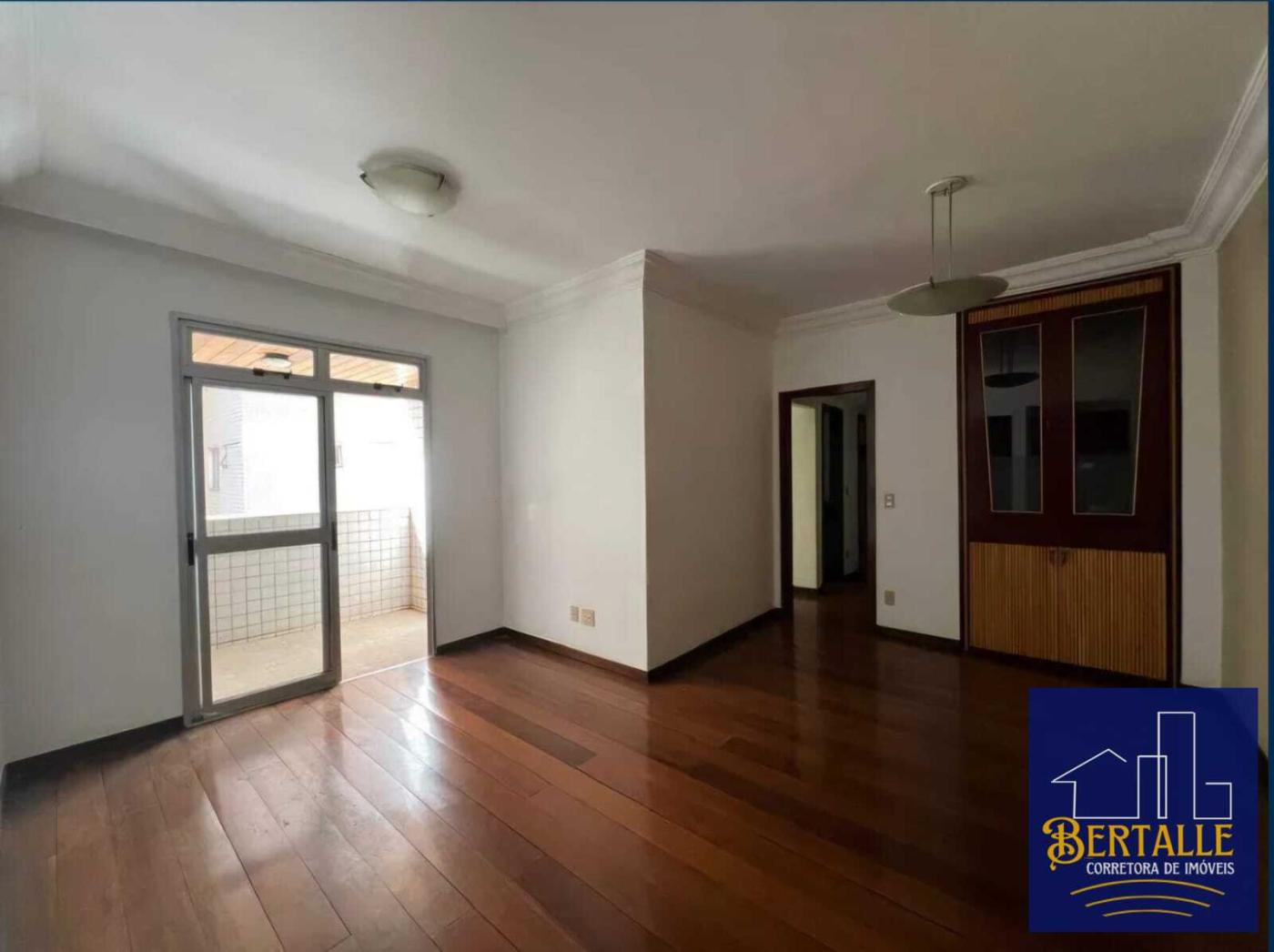 Apartamento à venda com 3 quartos, 95m² - Foto 2