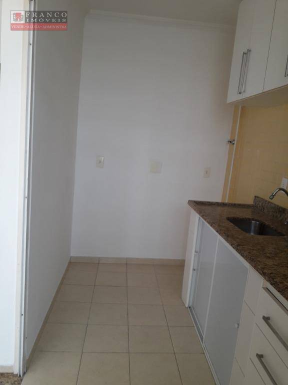 Apartamento à venda com 2 quartos, 60m² - Foto 13