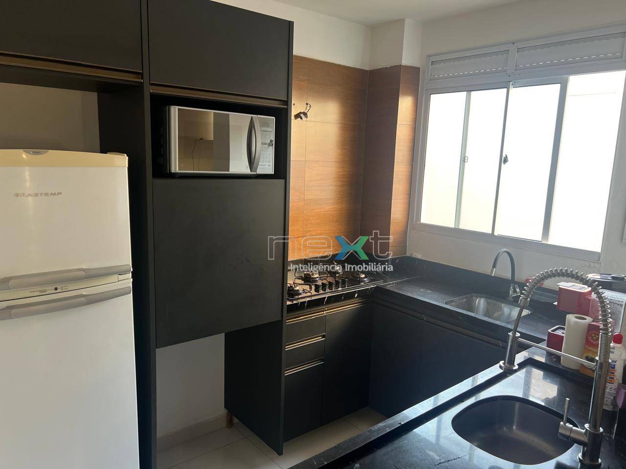 Apartamento à venda com 2 quartos, 39m² - Foto 3