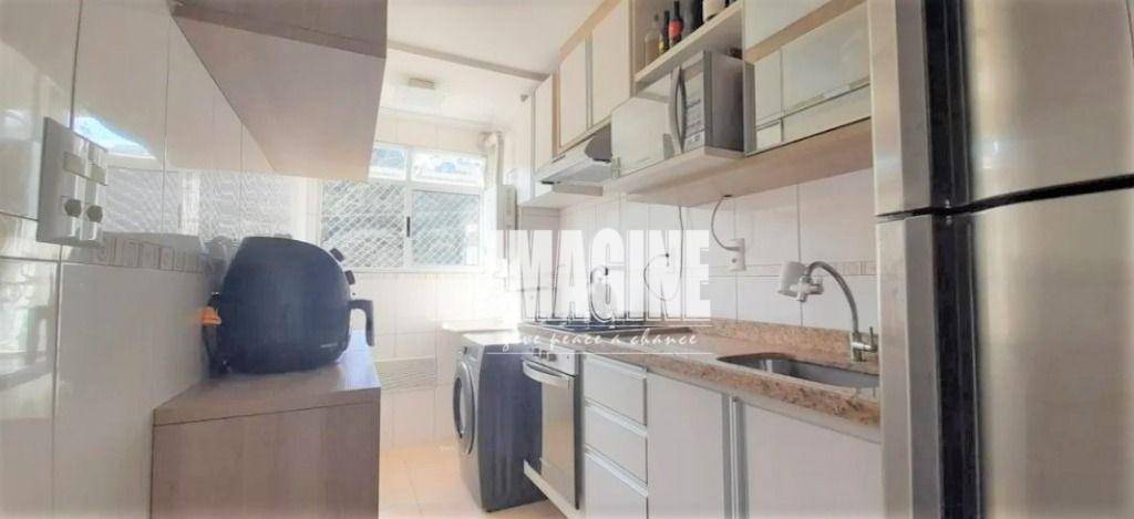 Apartamento à venda com 2 quartos, 45m² - Foto 4