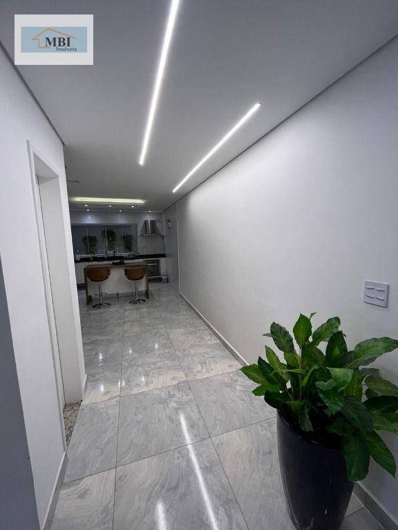 Sobrado à venda com 4 quartos, 200m² - Foto 21