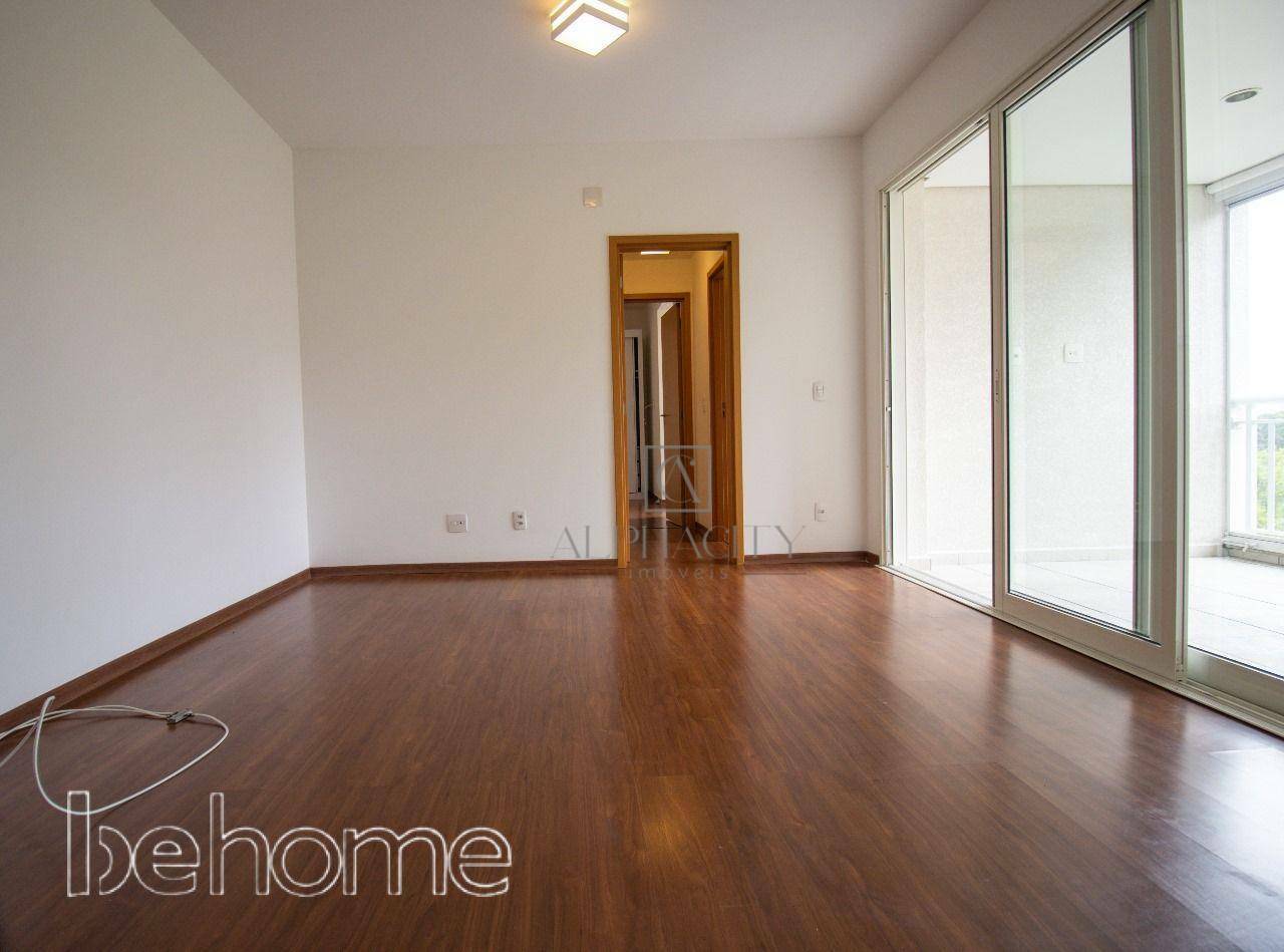 Apartamento à venda com 2 quartos, 72m² - Foto 2