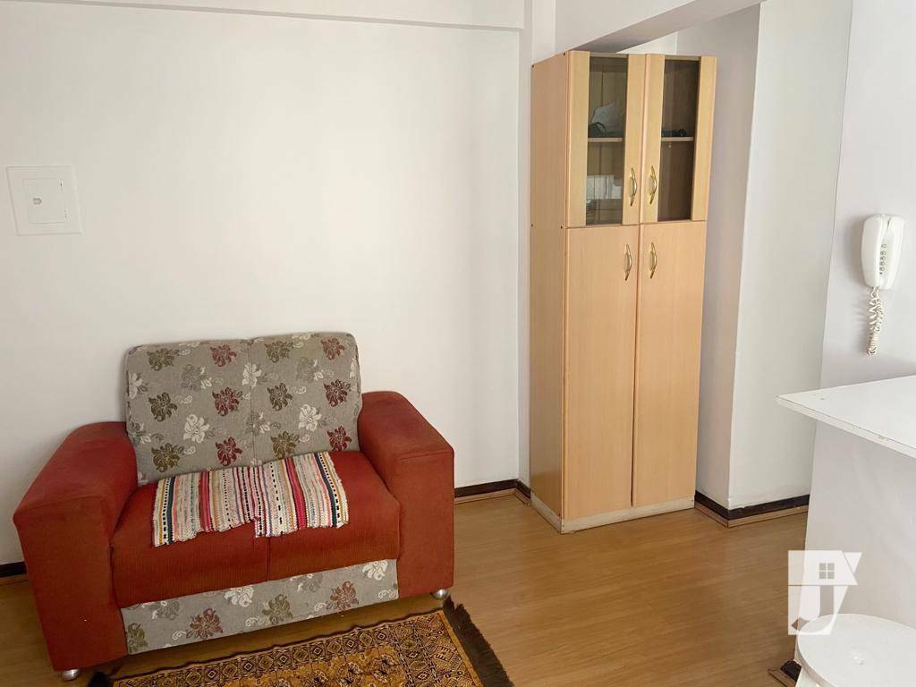 Apartamento à venda com 1 quarto, 34m² - Foto 8