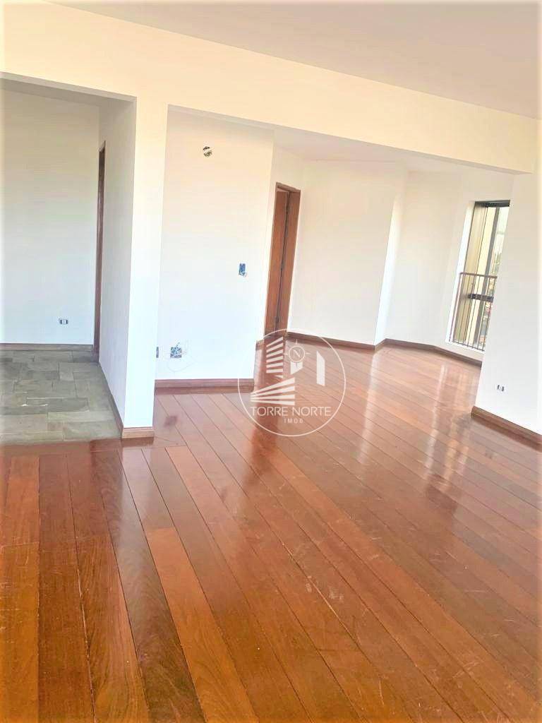 Apartamento à venda com 3 quartos, 119m² - Foto 2