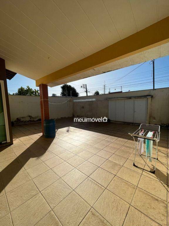 Casa à venda com 3 quartos, 300M2 - Foto 27